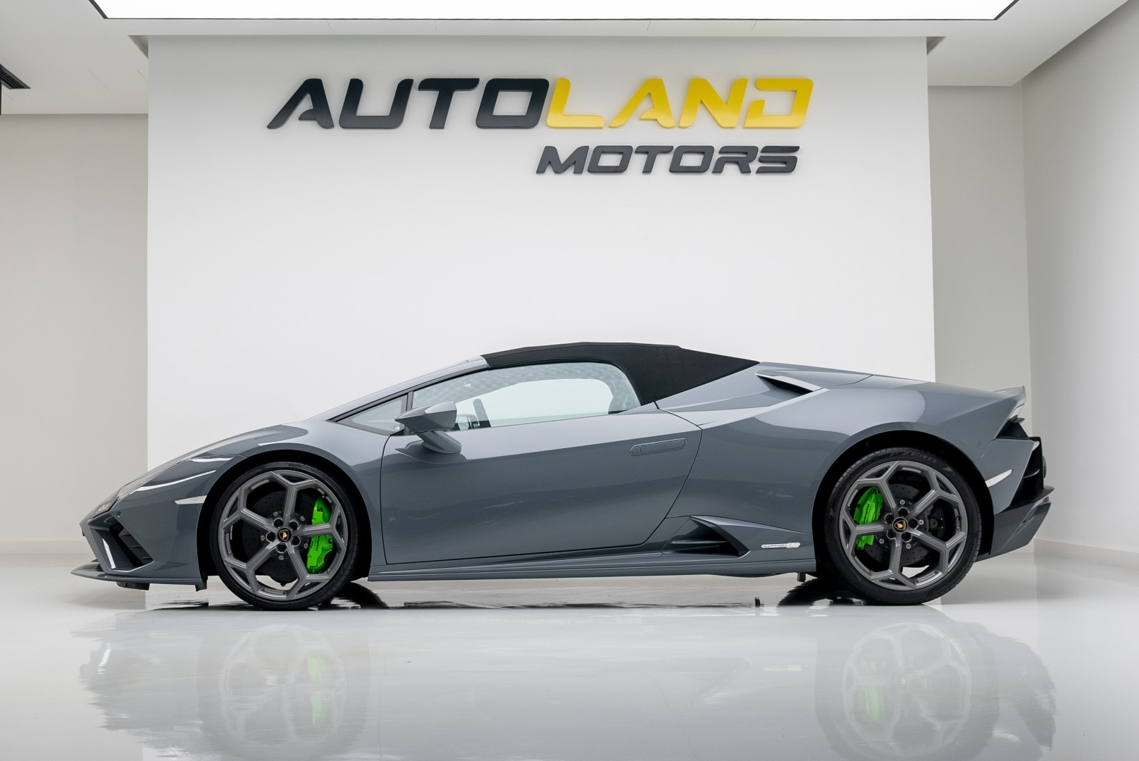 2023 LAMBORGHINI HURACAN EVO SPIDER